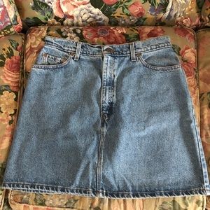 Levi’s denim skirt